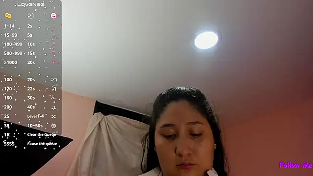 cherrycurvyyy online show from December 2025 07:09:01 PM