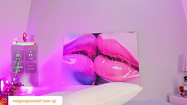 Miagiorgia  online show from March 2026 06:36:01 PM