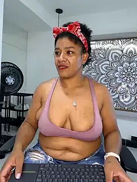 Selket11 online show from January 2025 05:10:01 PM