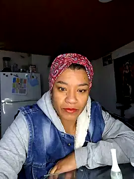 Selket11 online show from January 2025 11:26:01 AM