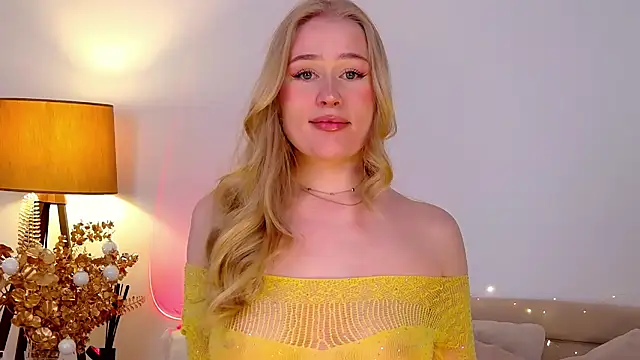 JuliaJaee online show from January 2025 09:16:01 PM