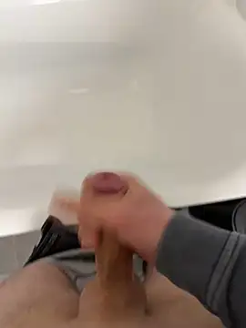 oneeight28 online show from March 2026 07:58:02 AM