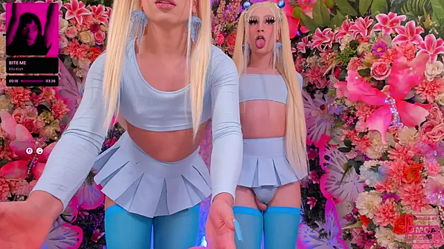 Snapshot of AlisonSharon chatting on October 2025 03:29:02 AM AlisonSharon online show from October 2025 03:29:02 AM