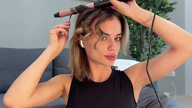 JodyBlow online show from October 2025 10:01:02 AM