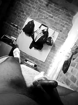 Snapshot of Dnick2 chatting on January 2025 04:34:01 PM Dnick2 online show from January 2025 04:34:01 PM