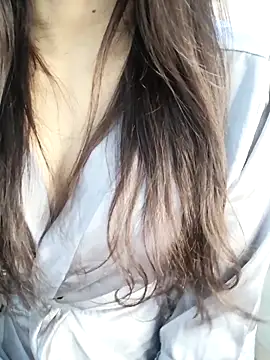  Linez  online show from November 2025 04:40:02 PM