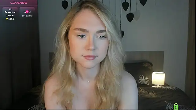 TheVanessaMaes online show from October 2025 07:21:02 PM