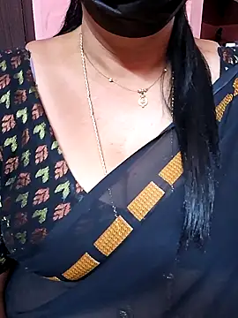 ananya956 online show from October 2025 04:30:01 PM