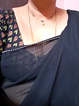 ananya956 online show from April 2026 01:33:02 PM