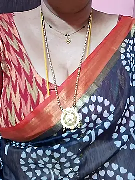 ananya956 online show from April 2026 04:55:01 PM