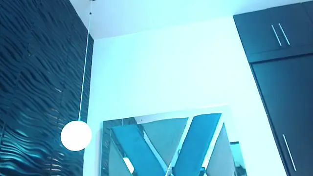 Snapshot of Victoria_Coleman chatting on September 2025 12:32:02 PM Victoria Coleman online show from September 2025 12:32:02 PM