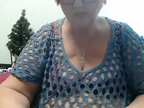 DeniseeRose online show from December 2024 10:45:01 PM