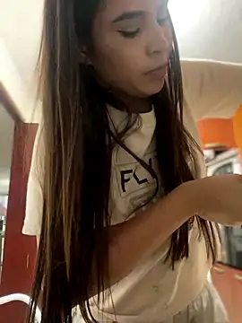 HaileyBaldwin online show from December 2024 10:57:02 PM