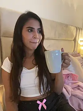 HaileyBaldwin online show from February 2025 04:12:02 AM