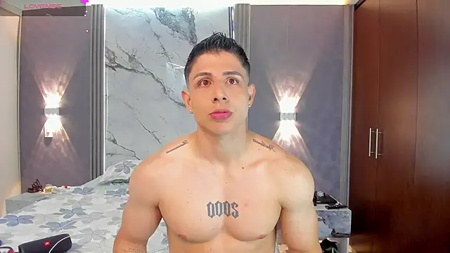 Johan Williams 07 online show from October 2025 05:11:01 PM