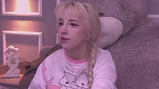 AmayaSakura online show from January 2025 06:35:01 PM