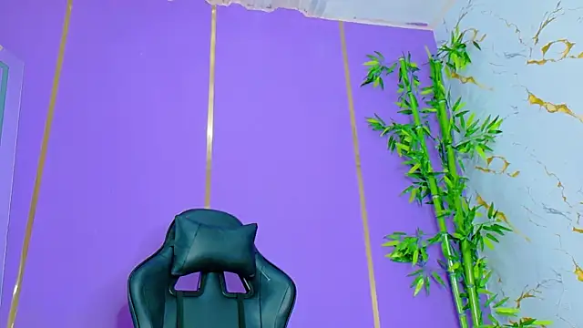 scarlet-jonesx online show from October 2025 04:54:01 AM