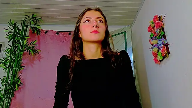 scarlet-jonesx online show from May 2026 11:01:04 PM