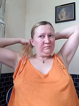 Snapshot of blondyaguar chatting on December 2024 11:44:01 AM blondyaguar online show from December 2024 11:44:01 AM