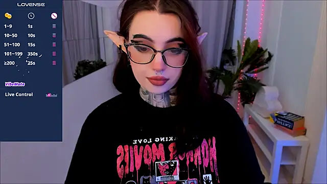 Dixi Pixi  online show from February 2025 05:44:02 AM