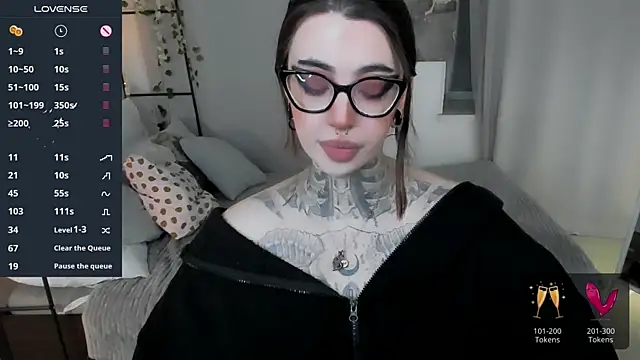 Snapshot of Dixi_Pixi_ chatting on May 2026 07:36:01 AM Dixi Pixi online show from May 2026 07:36:01 AM