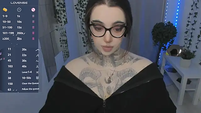 Snapshot of Dixi_Pixi_ chatting on May 2026 05:47:02 AM Dixi Pixi online show from May 2026 05:47:02 AM