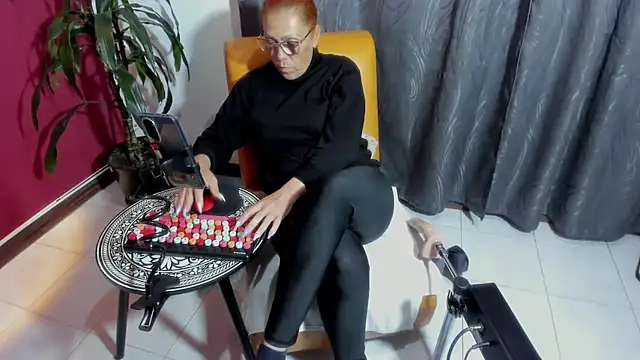 BrendaSex Hot online show from October 2025 08:42:01 PM