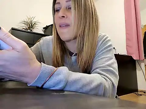 sweethotmilf888 online show from February 2025 05:16:01 PM