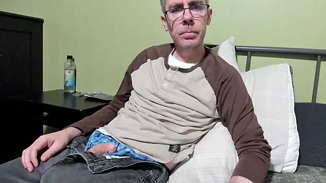 ImportantEquator0 online show from November 2025 11:53:01 AM