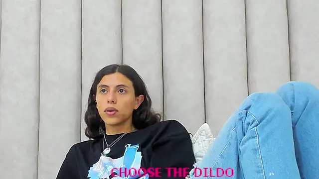 FreyaMoller online show from September 2025 07:14:01 PM