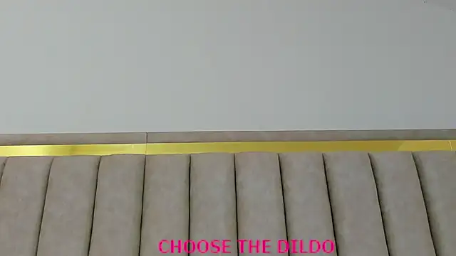 FreyaMoller online show from September 2025 06:44:01 PM