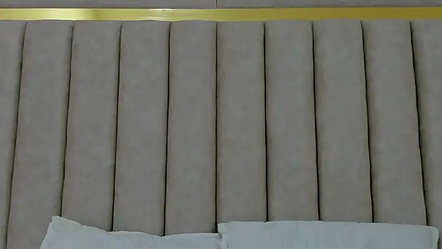 FreyaMoller online show from October 2025 07:49:02 PM