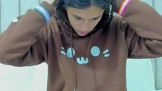 FreyaMoller online show from November 2025 07:13:02 PM