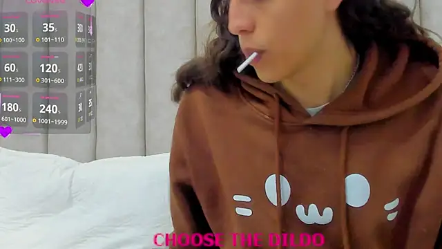 FreyaMoller online show from November 2025 07:35:01 PM