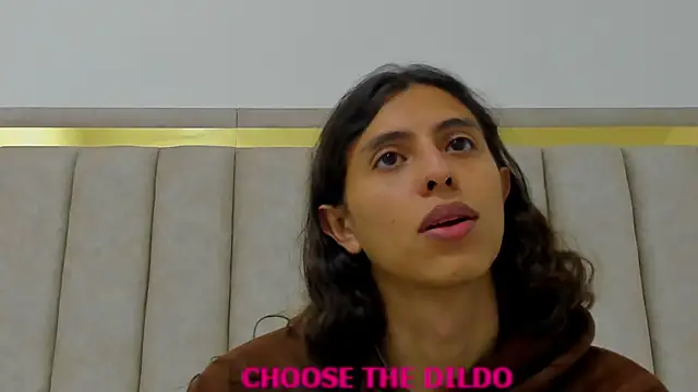 FreyaMoller online show from November 2025 08:07:02 PM