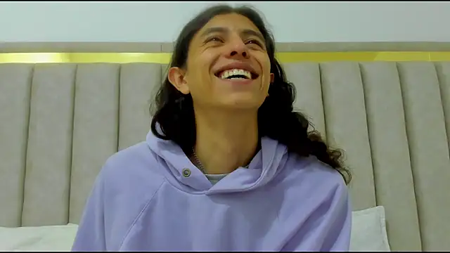 FreyaMoller online show from November 2025 07:38:01 PM