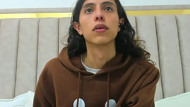 FreyaMoller online show from February 2026 07:02:02 PM