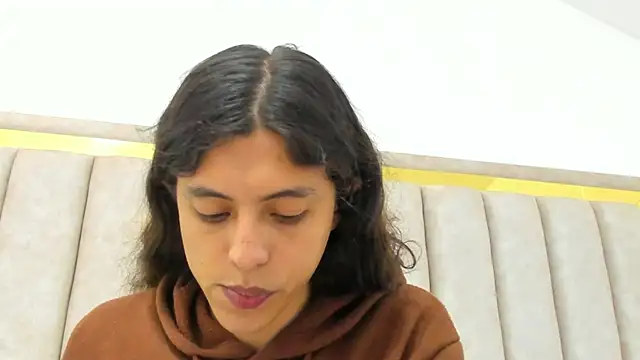 FreyaMoller online show from May 2026 07:08:01 PM
