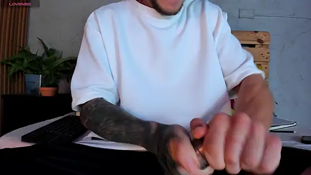 french sexx online show from December 2024 04:41:01 AM