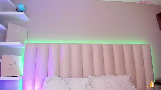 Sally  Walker online show from October 2025 03:38:01 AM