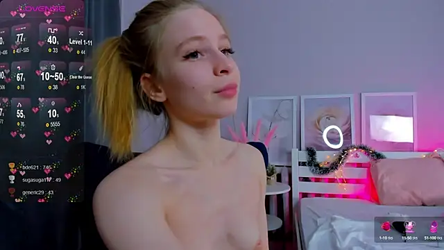 Elis Fox online show from January 2025 01:04:02 PM