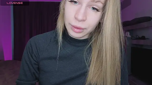 Elis Fox online show from April 2026 11:02:01 AM