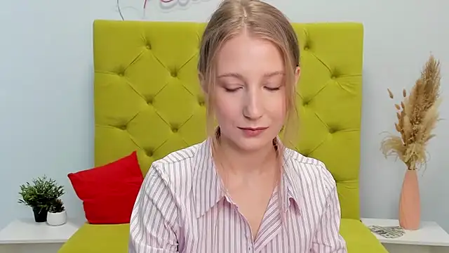 LolaWilsons online show from February 2026 07:18:02 AM