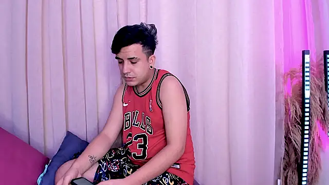 SlimLoves online show from March 2026 05:09:02 AM