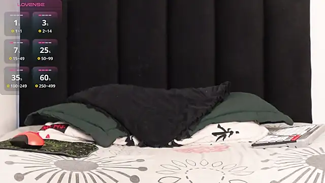 MarcoAlexLatino online show from October 2025 03:29:02 AM