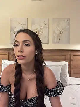 Snapshot of Amber_Rush_ chatting on May 2026 09:21:02 PM Amber Rush online show from May 2026 09:21:02 PM