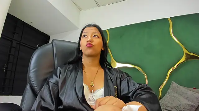 VaneLin18 online show from January 2026 09:05:02 PM