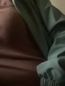 Snapshot of Tuongvy05 chatting on December 2024 01:38:02 PM Tuongvy05 online show from December 2024 01:38:02 PM