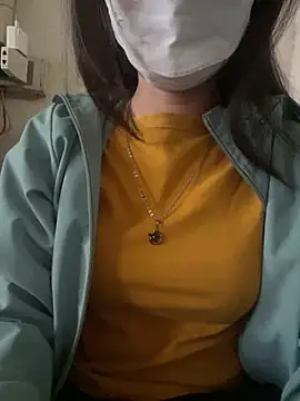 Snapshot of Tuongvy05 chatting on December 2024 06:20:02 AM Tuongvy05 online show from December 2024 06:20:02 AM