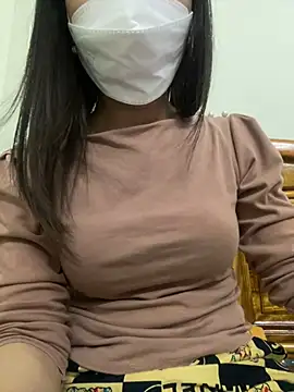 Snapshot of Tuongvy05 chatting on March 2025 09:10:02 AM Tuongvy05 online show from March 2025 09:10:02 AM